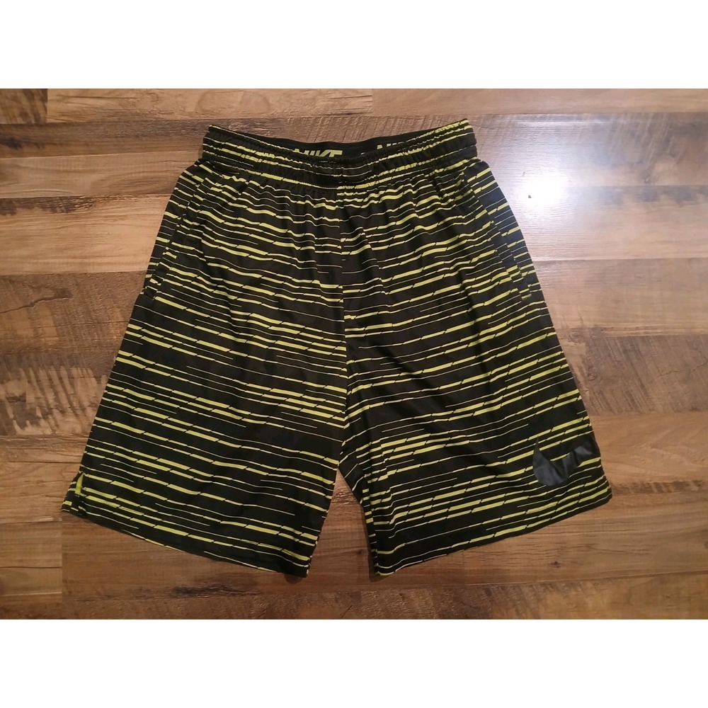 Nike Dri-FIT Mens Large Basketball Shorts Black Volt Yellow Athletic 20"